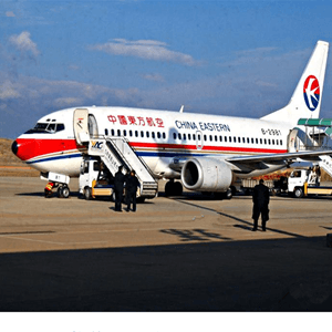 西宁曹家堡航空托运航空快运业稳步发展的原因是什么？